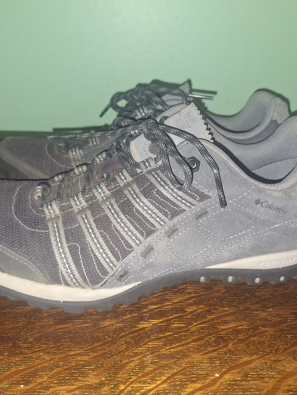 Women’s Columbia Hiker Redmond Low Shoe Grey Size 8.5 YL5305-028